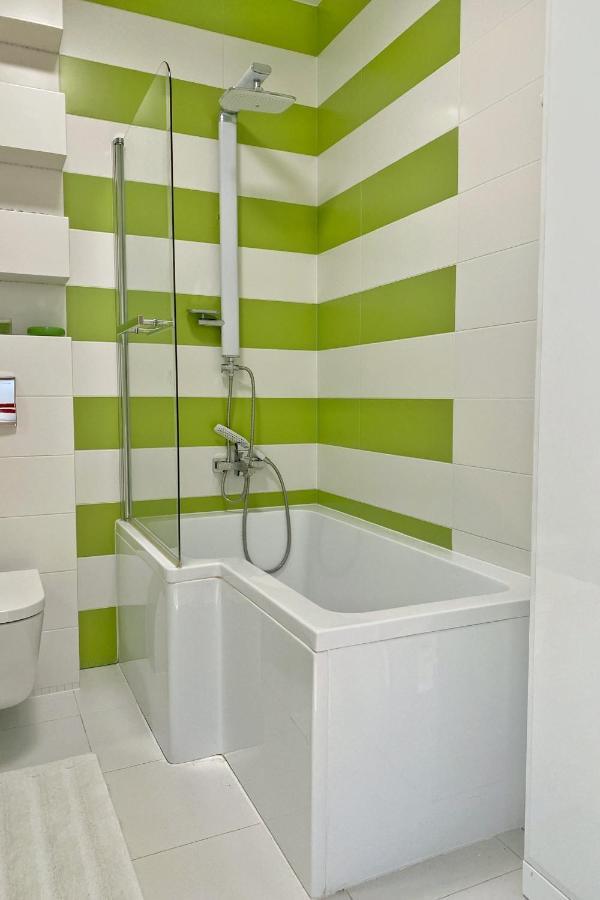 Capital Towers - Apartament Pop-Art Z Widokiem Na Rzeke Rzeszow Exterior photo